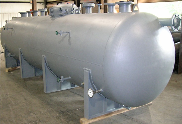 A pressure vessel at a chemical plant.[1]